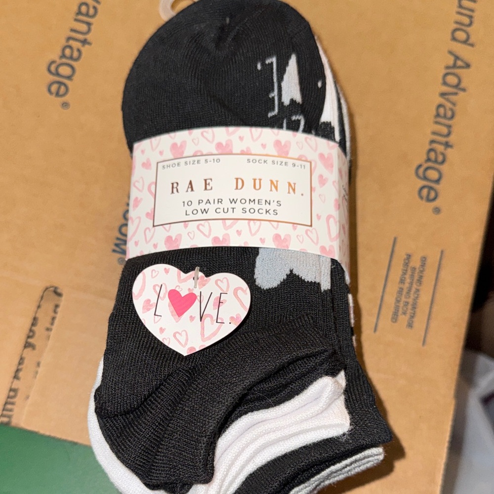 Rae Dunn Women's Black and White Low Cut Socks - 10 Pack